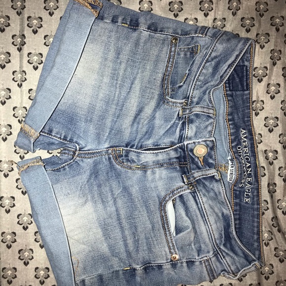 american eagle shorts - Picture 1 of 3